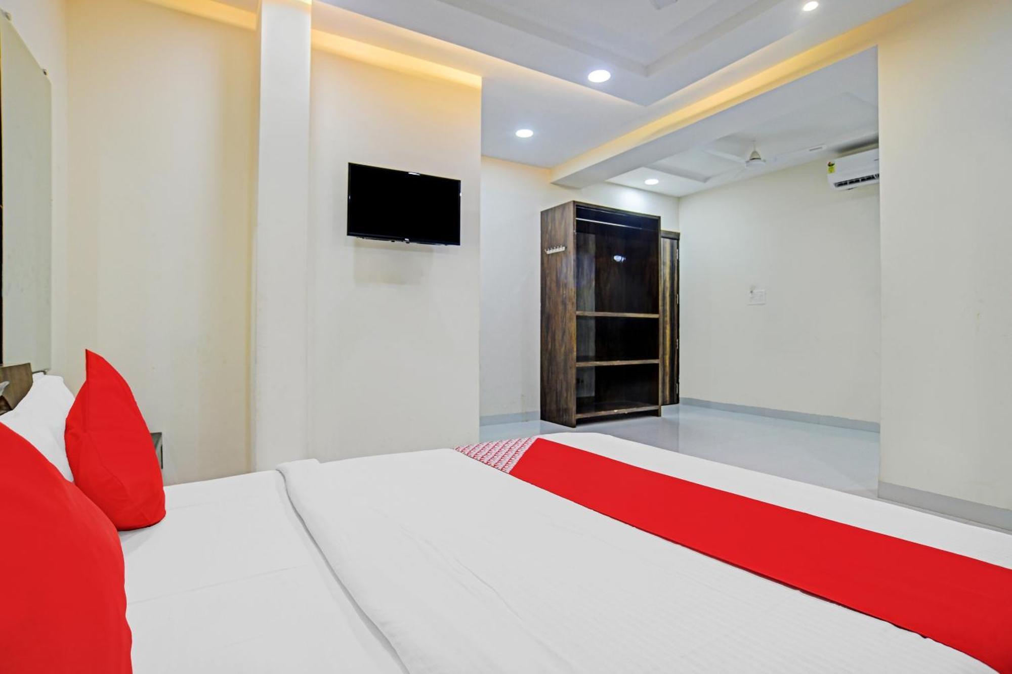 Collection O 81434 Rama Greens Hotel Indore